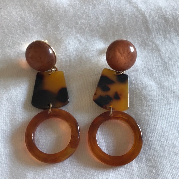 Cheetah Print Geometrical Earrings - Picture 1 of 2